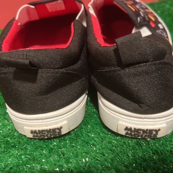 Mickey Mouse slip on sneakers - Picture 2 of 3